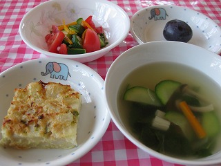 夏野菜のサラダ・保育園給食