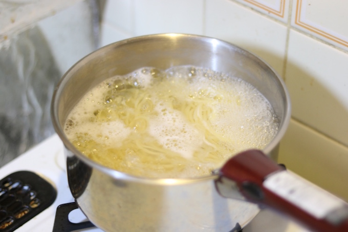 Amazon.co.jp: 五木食品 タカモリ 和風たらこスパゲティ 156g ×10個電子レンジ調理可能生タイプ即席麵: 食品・飲料・お酒