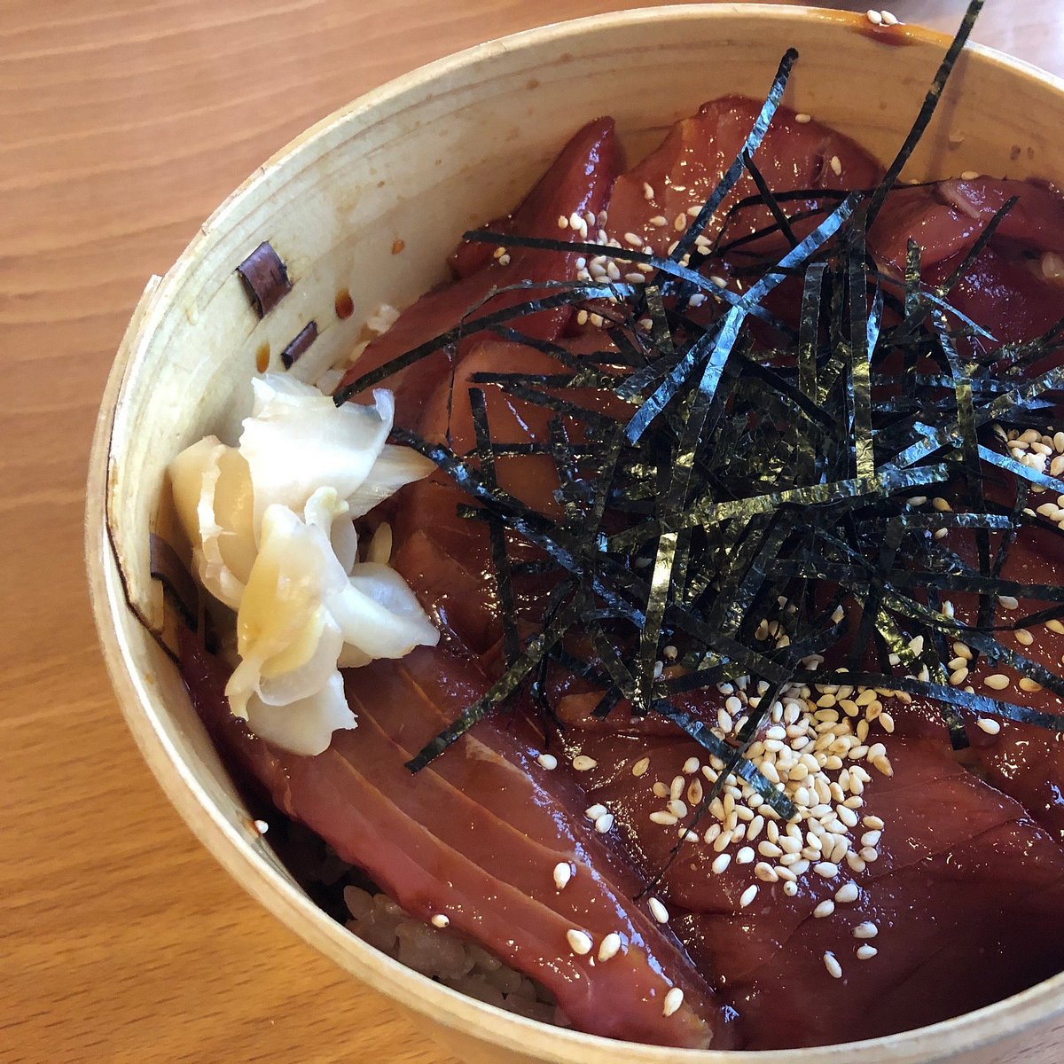 活伊勢海老 活きたまま発送 ちょっとワケあり 大サイズ 1尾 400〜500g 送料無料活伊勢海老: まるか水産Yahoo!店 - 通販 -Yahoo!ショッピング