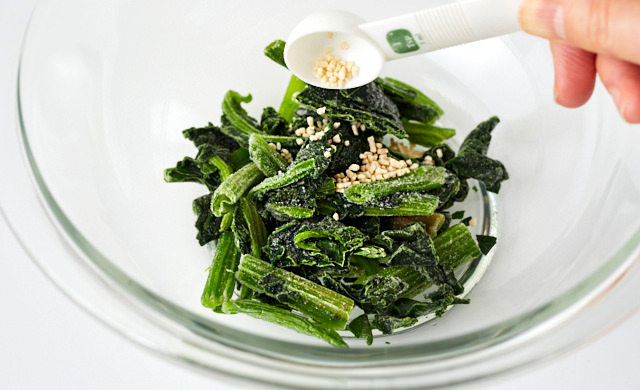 凍ったままでOK！「冷凍ほうれん草」の使い方＆時短レシピ18選 - macaroni