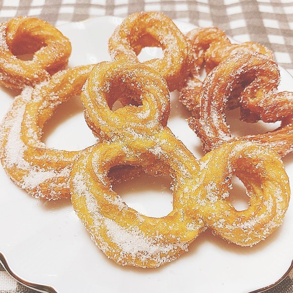 ディズニーチュロスのレシピ、作り方とは？ヒルナンデスで斬新なアレンジも披露！DISNEY LIFE FUN