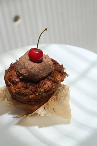 スパイシーズッキーニケーキのレシピ – Romantic Foodies