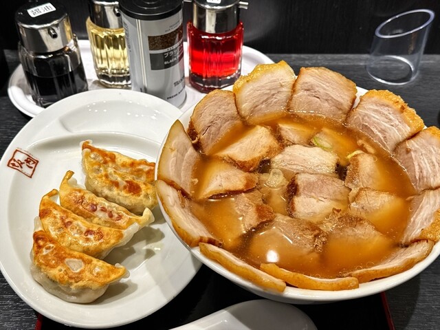 喜多方ラーメン坂内」がレンジ麺で登場！『喜多方ラーメン坂内レンジ麺』 2023年7月10日 月福島県内各所やオンラインストアにて発売株式会社麺 食のプレスリリース