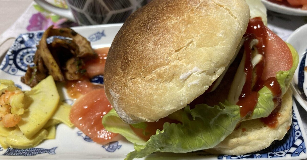 パンに合うおかず24選！朝食・ランチ・夕飯におすすめの簡単レシピをご紹介♪