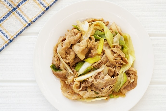 献立備忘録🍽 肉野菜炒め ほうれん草の胡麻味噌和え さつま揚げとひじきの煮物 大根の味噌汁 りんご ほうれん草美味いよ😊おうちごはんごはん記録晩ごはん献立記録ふたりごはん料理初心者手料理料理好きな人と繋がりたい