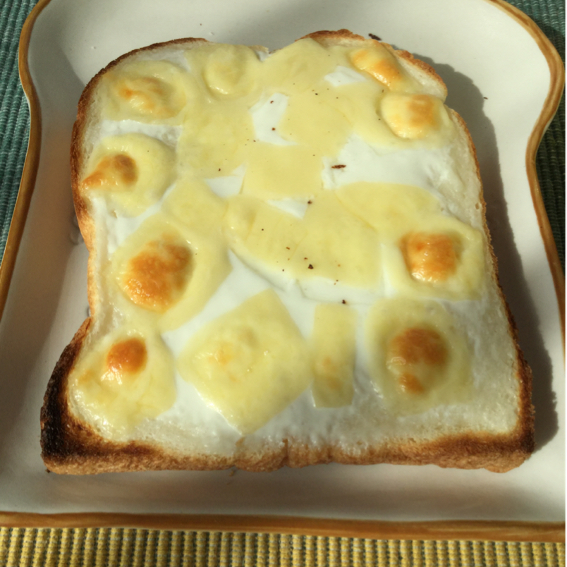 Pasco超熟の山型食パンで作る2種トーストとヒマワリはちみつのバナナヨーグルト - みはるごはんバンザイ