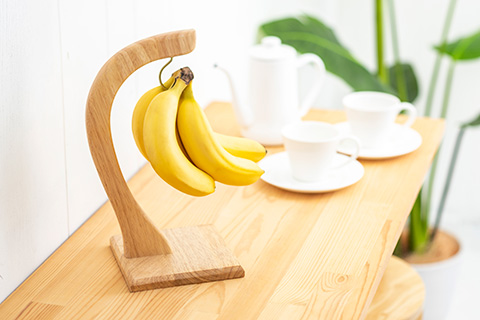 バナナ”を冷蔵庫に入れるのはNG?暑い時期は入れるべき?保存するのに適した温度とはクラシル