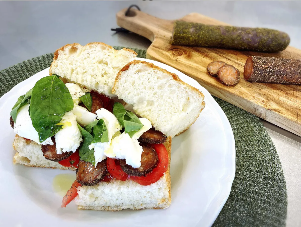 燻製サラミの作り方!腸詰めせずに作る方法を紹介します燻製日記