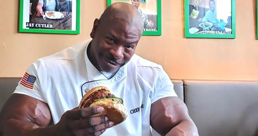 黒人マッチョ料理 コラボTikTok