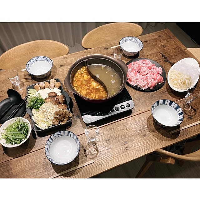 ホームパーティーにおすすめ！みんなが盛り上がる華やか鍋鍋レシピ注目ニュース鍋ガイドお鍋レシピが盛り沢山！ブランドサイト一覧キャンペーン・お楽しみエバラ食品