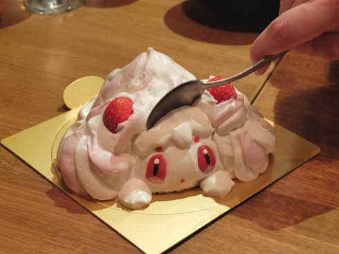 ポケモンセンター ぬいぐるみ マホイップ キョダイマックスのすがた