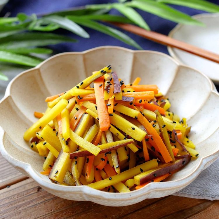 おつまみにもオススメ♪ 人参とさつまいもの塩バターきんぴら