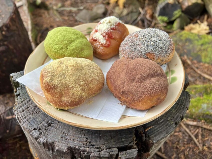 登山食とレトルト食品ゴンの山小屋