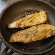 炭火焼干物食堂 しんぱち食堂の「銀ひらす照焼き定食」 大門・浜松町- 魚の定食！食べ歩き！東京グルメ