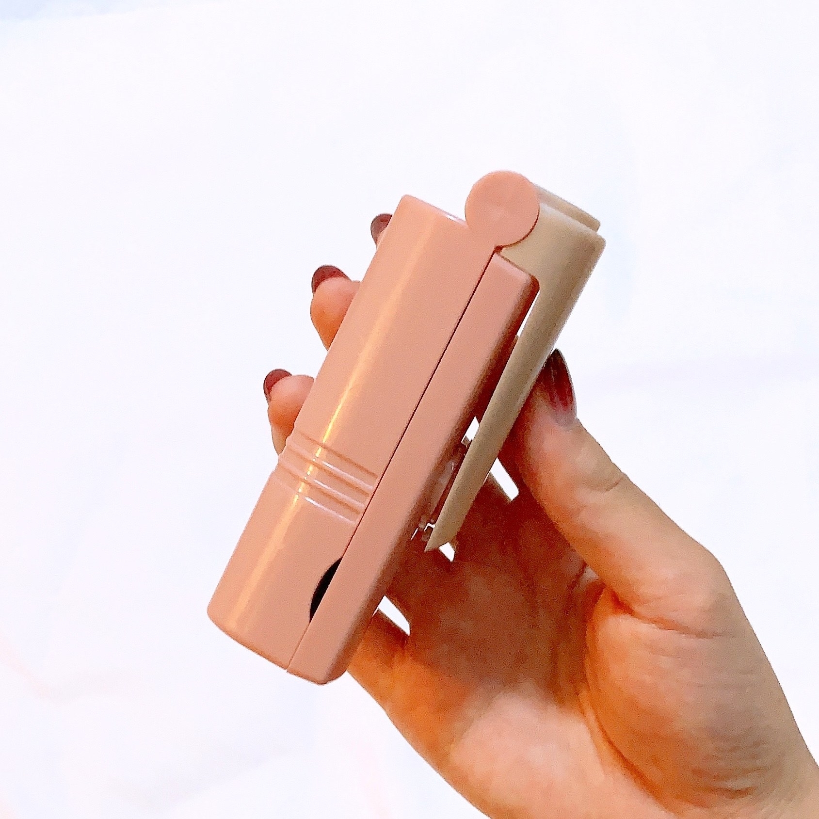 100均ダイソー「マッサージボール」で足裏コロコロ！ツボが刺激される～編集部の推しアイテム健康 ×スポーツ『MELOS』