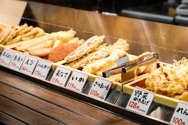 ビュッフェ」と「バイキング」 の違いとは : 違いがわかる事典