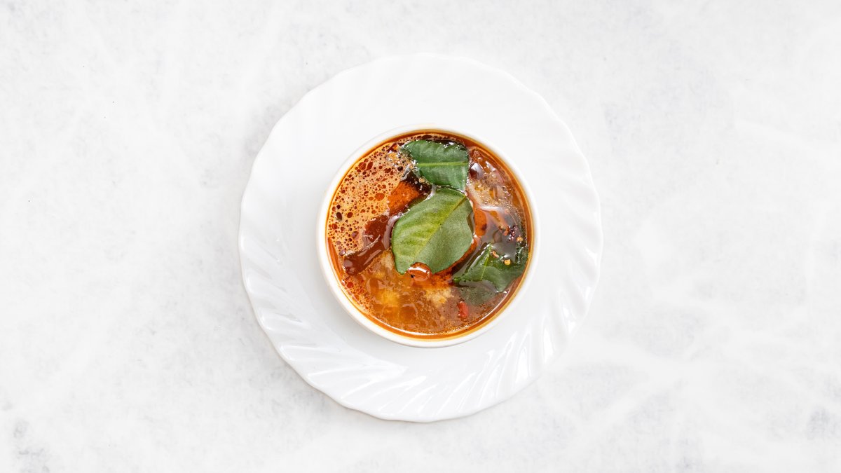 クゥーチャイのムーパッキン、カイチアオムーサップ』by さんどがさ : クゥーチャイKhuchai - 吉祥寺 タイ料理食べログ