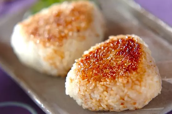 フライパン de 焼きおにぎり簡単レシピ - ニュージーランド総合情報ニュージー大好きドットコム