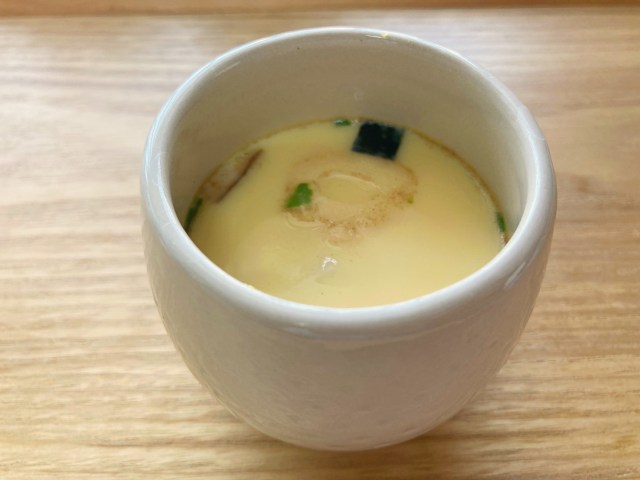 お吸い物のもとで豆腐茶碗蒸し