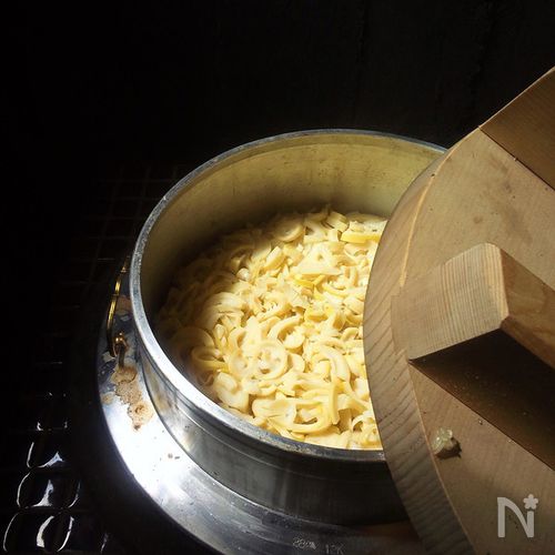 具は1つだけ！ たけのこの炊き込みご飯の作り方。下煮にワザあり アク抜きも解説三越伊勢丹の食メディアFOODIE フーディー