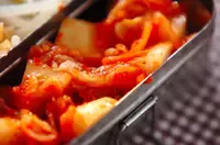 味付けは牡蠣だし醤油だけ! ご飯が進む!絶妙な旨味さの「豚キムチ炒め」「いちごキッチン」~おいしいもの探求ブログ~