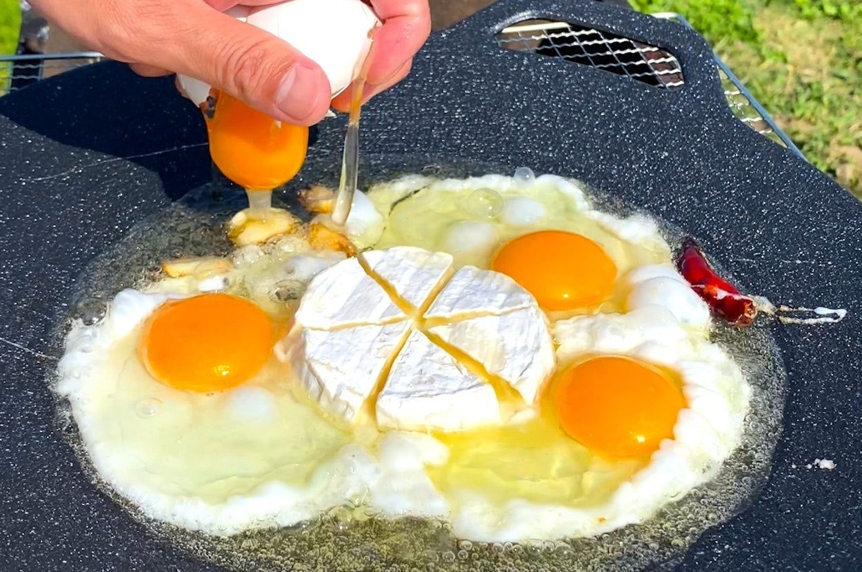 おうちパーティーが盛り上がる！「マルゲリータ風アヒージョ」の作り方フーディストノート