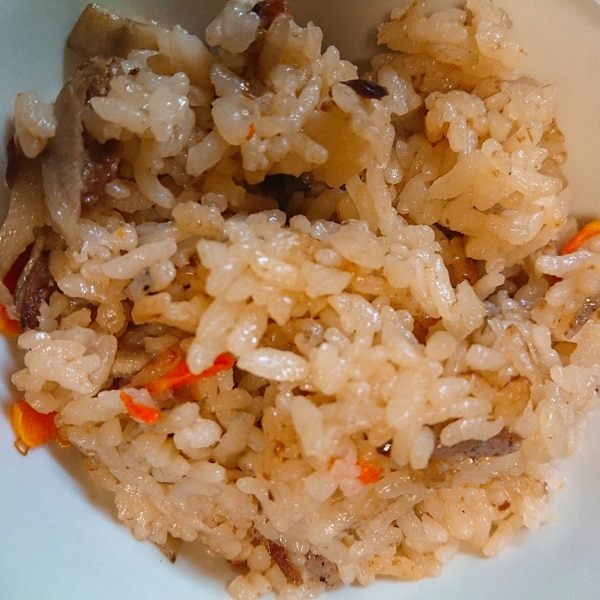 ごぼうと豚肉で炊き込みご飯