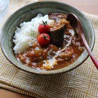 旨みたっぷり無水トマトカレーみんなの缶つま缶つま倶楽部