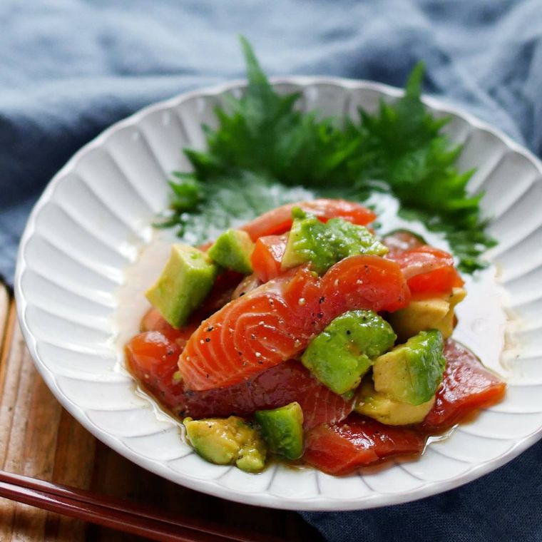 5分で出来る！晩ごはん 「サーモンのめんつゆ漬け丼」を作ってみたら ごはんに混ぜた “禁断の組み合わせ” がおいしすぎてビビった話Pouch ポーチ