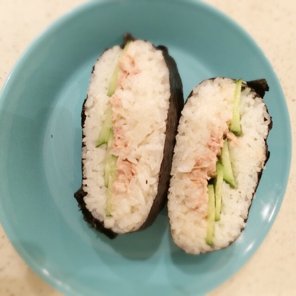 おにぎらずのレシピ９選いろいろな具でアレンジして！お弁当にも◎！子どもが喜ぶおにぎらずの簡単な作り方のコツHugKum はぐくむ