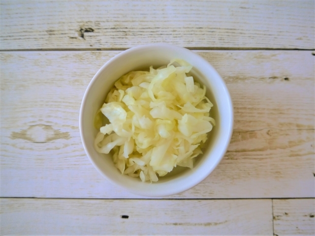 紫キャベツの甘酢漬けレシピ！軽めで済ませたい、ひとり夜ご飯におすすめ ポリ袋ひとつでOK！