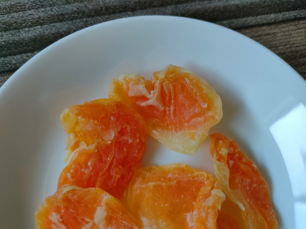 ダイソーの「108円ドライいちご」が新感覚でドハマりした！半生な食感がめっちゃクセになるの ！ 実食レビュー