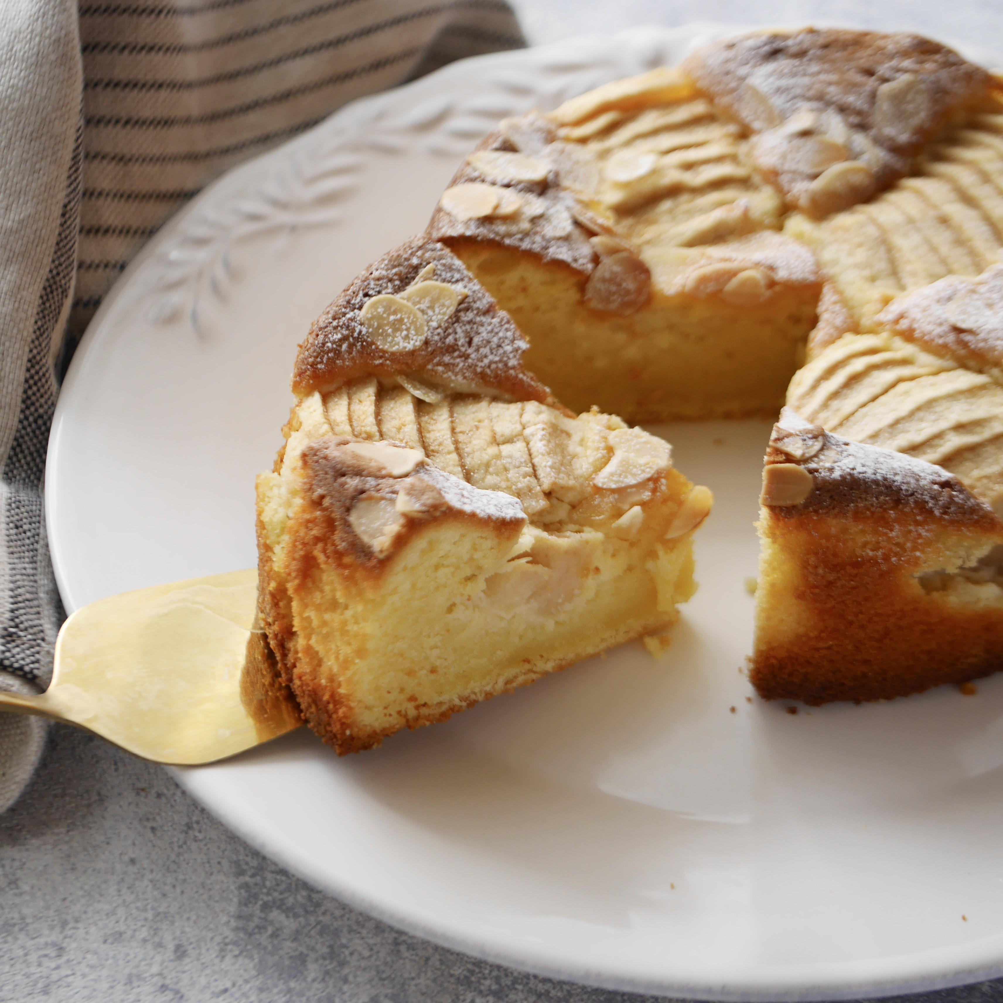 りんごのクランブルケーキ