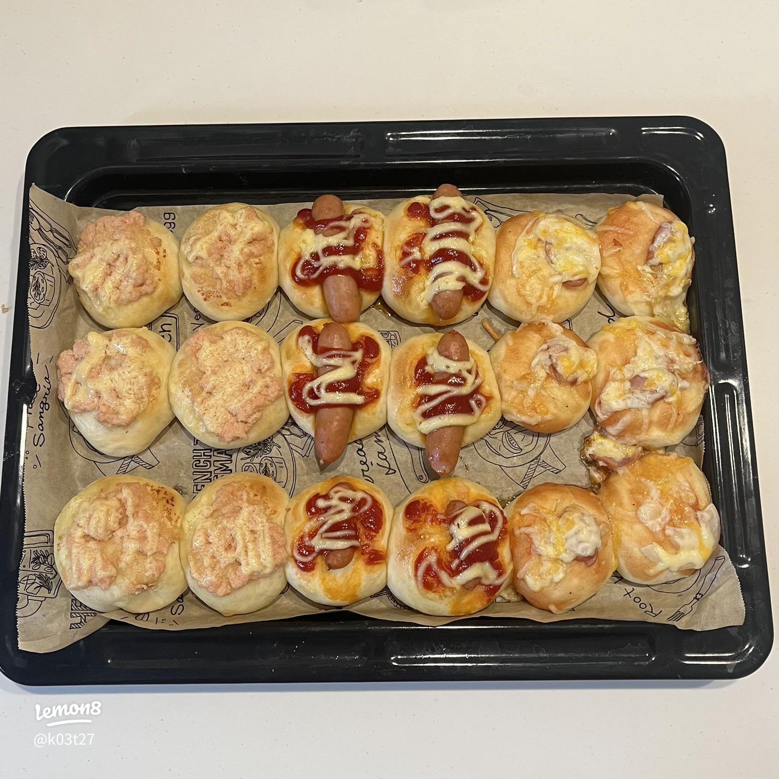 基本のパン生地で◇ツナマヨ惣菜パン レシピ酒井千佳が投稿したフォトブックLemon8