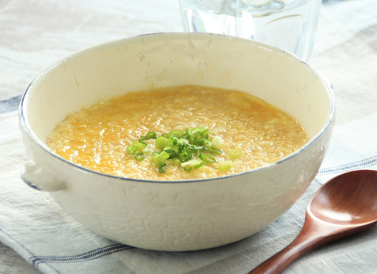 レンジで簡単！オートミールの和風粥