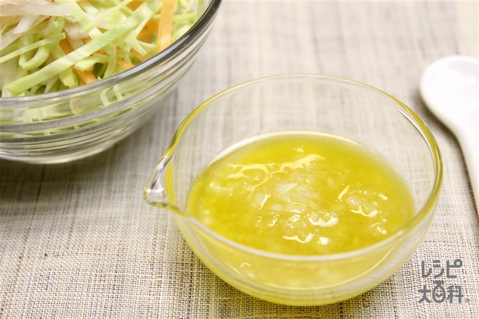 簡単！新玉ねぎたっぷりドレッシングのレシピ