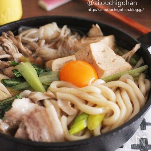 すき焼き風煮込みうどん