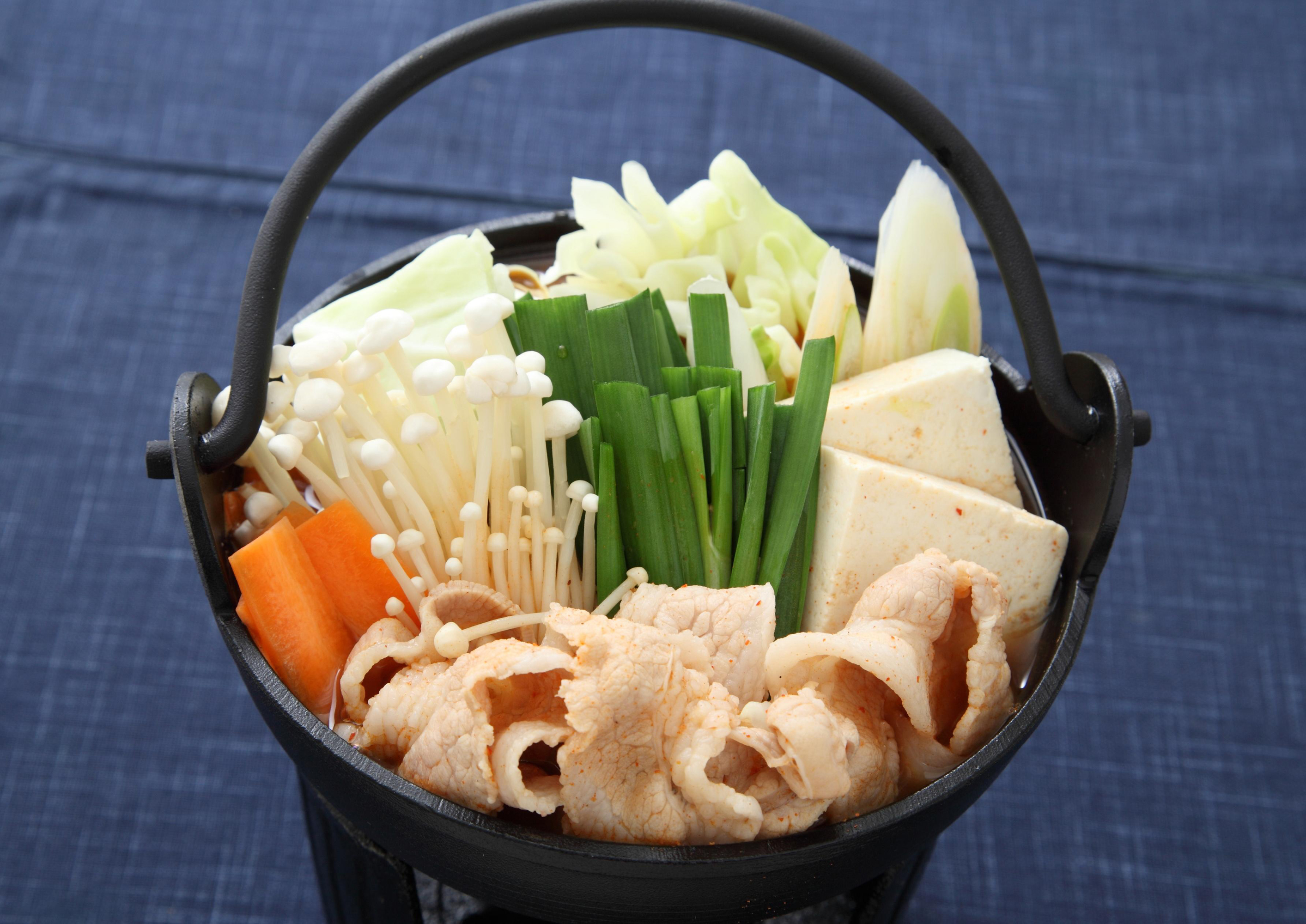 どうする家鍋 まとめひとり鍋、彼と、女友達と。相手に合わせてフィットする鍋レシピ7選@BAILA