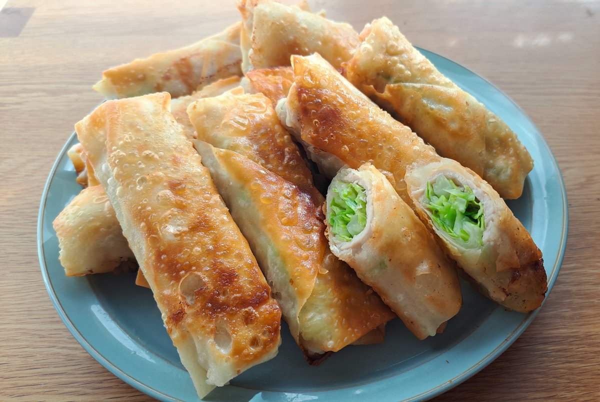 長谷川あかりさんの整う乾物レシピ。ザクザク食感がたまらない「切干大根とアミえびの春巻き」マキアオンライン美容雑誌『MAQUIA マキア 』公式ビューティサイト