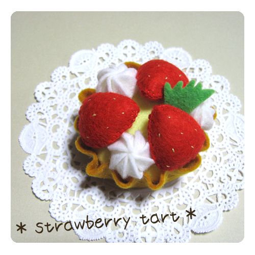 フェルト手芸 いちご🍓簡単 小さな子供に優しい おもちゃ