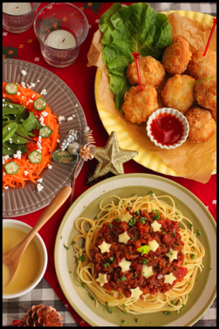 クリスマスのパーティ料理 20013016927 の写真・イラスト素材アマナイメージズ