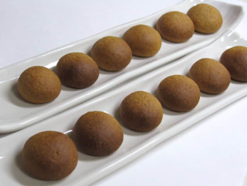 サクサクほろほろ！スノーボール風の落雁と、大人の塩ボーロ 投稿レシピFlussoフルッソ新感覚調味料と米粉のおやつ