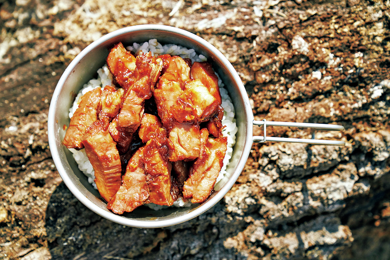 キャンプにお勧め！肉料理！その1 ポルケッタ 豚バラブロック！男子料理！お酒が進むおつまみ！晩酌に最高レシピ！ナイフ料理！簡単料理！Porchetta