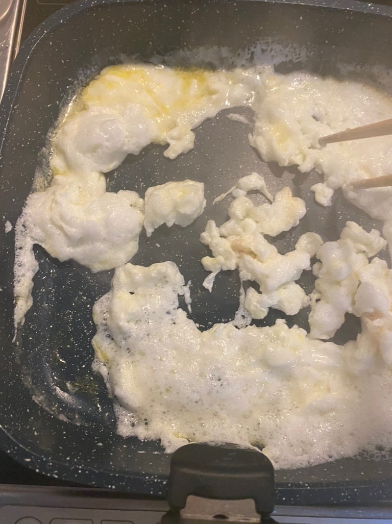 ふわふわの「白いオムレツ」を朝食に作ってみない? - macaroni