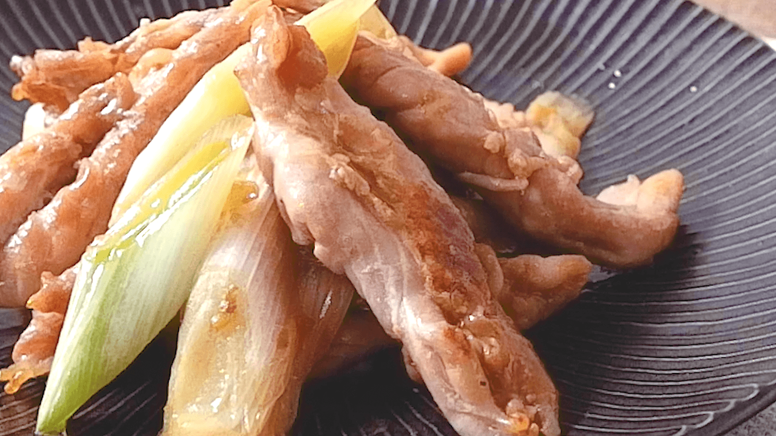 簡単なのに子供もパパもみんな大好き！せせりとネギの塩焼き