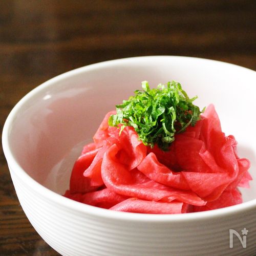 紅芯大根が綺麗です - たべものばかり