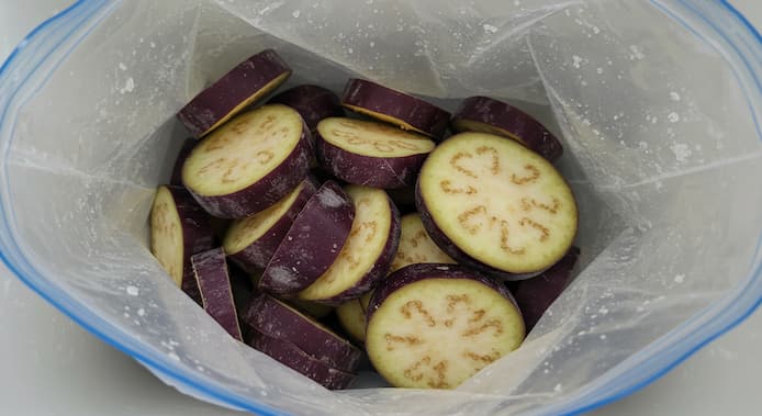 なすは揚げ焼きにして冷凍ストックが便利！＆簡単アレンジレシピ2選サンキュ
