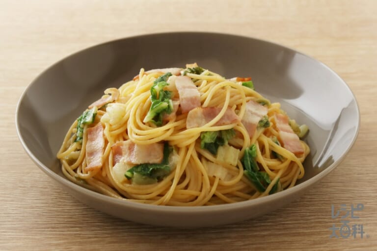 ガーリック風味が食欲をそそる♪ ほうれん草のペペロンチーノ