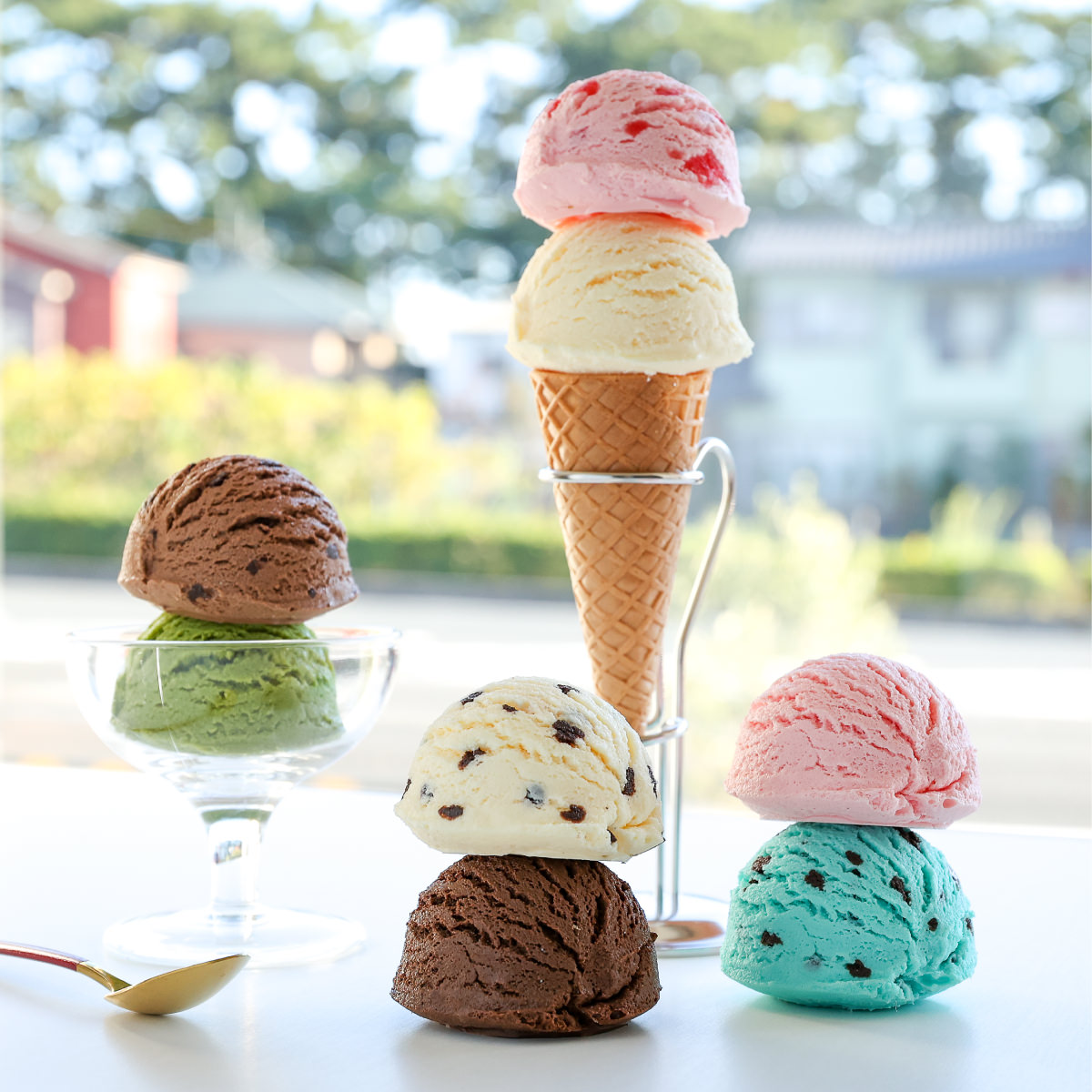 盛って、盛ってセンスを競え！最強インスタ映えソフトクリームるるぶ&more